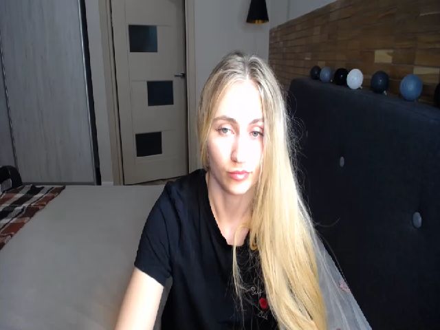Live sex webcam photo for MELANI_A #269446624