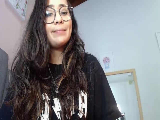 Live sex webcam photo for valery_vegas #269449202
