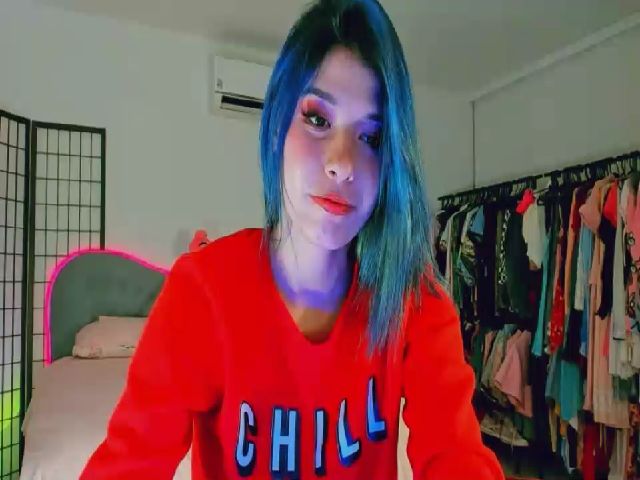 Live sex webcam photo for Agostinha_Red #269449305