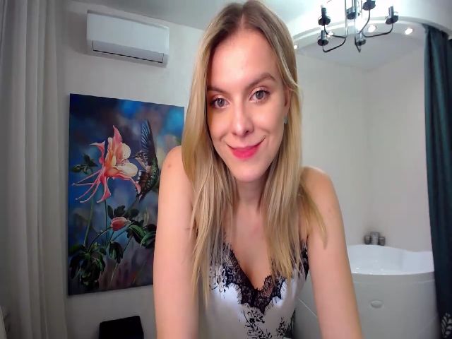 Live sex webcam photo for SolveMysecret #269446929