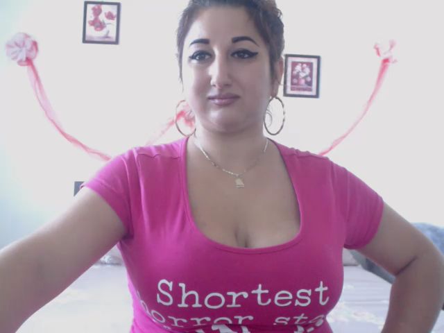 Live sex webcam photo for KinkyMyax #269437865