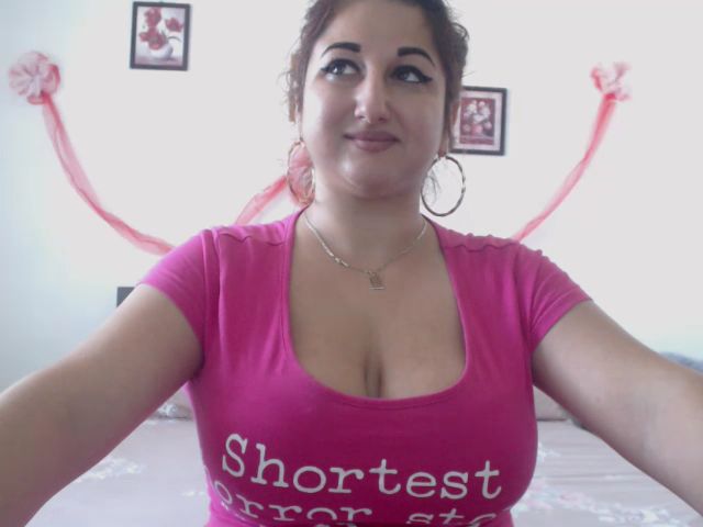 Live sex webcam photo for KinkyMyax #269438755