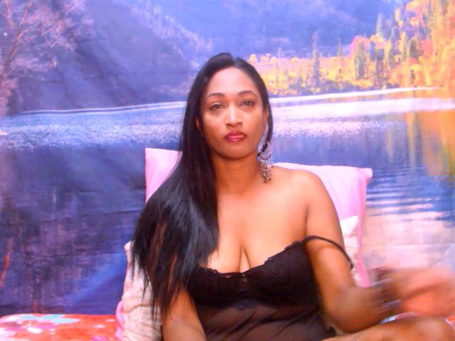 Live sex webcam photo for Indianspicey #269432813