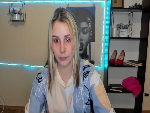 Live sex webcam photo for PolliMilk #269443577