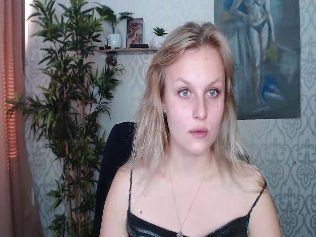 Live sex webcam photo for Dorina_xX #269441610