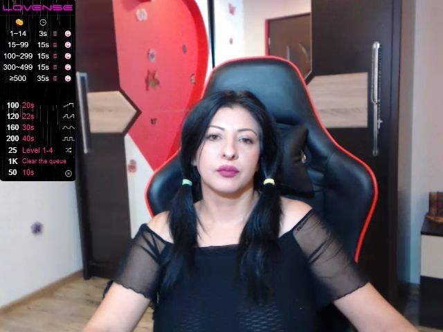 Live sex webcam photo for Joanna4you_ #269444439