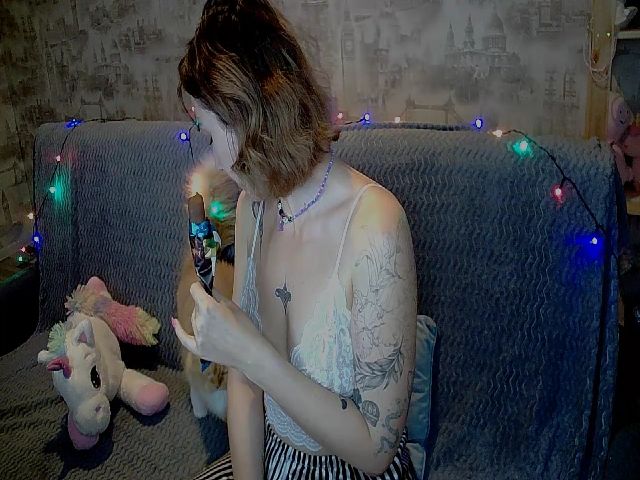 Live sex webcam photo for Blueberyy #269444007