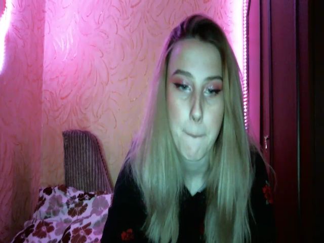 Live sex webcam photo for ModestBlonde #269442541