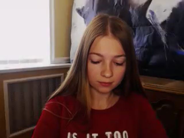 Live sex webcam photo for EmiStern #269438060