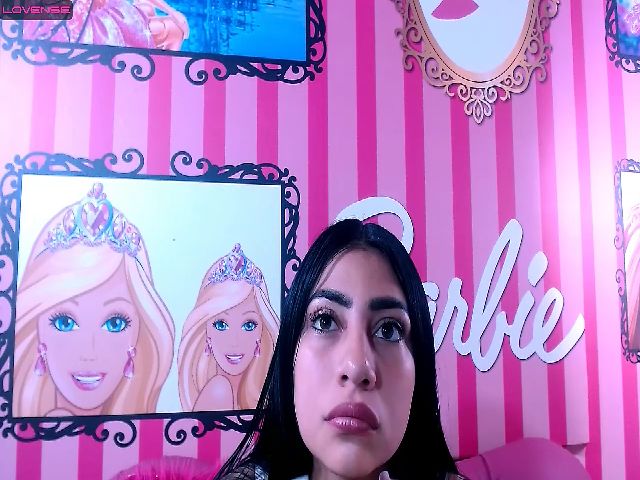 Live sex webcam photo for Naughtty_Doll #269441299
