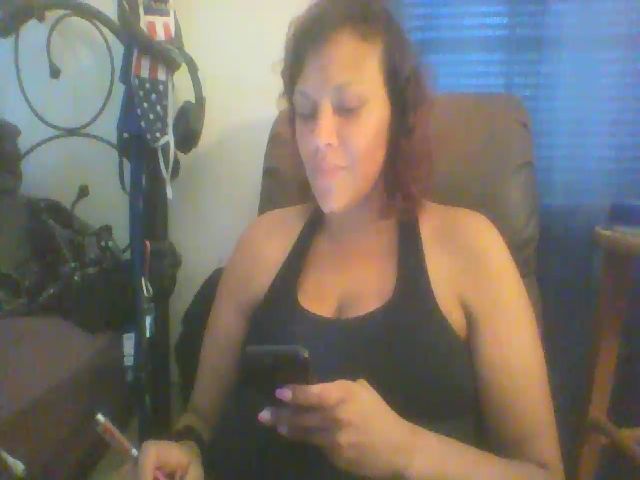 Live sex webcam photo for LailaRedd19 #269447100