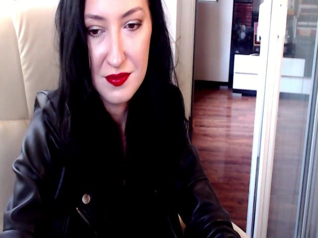 Live sex webcam photo for MistressNadia #269438498