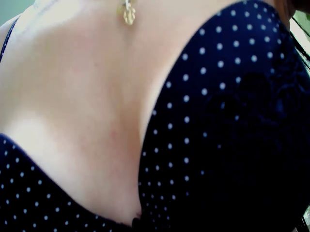 Live sex webcam photo for Yummii_ #269436266