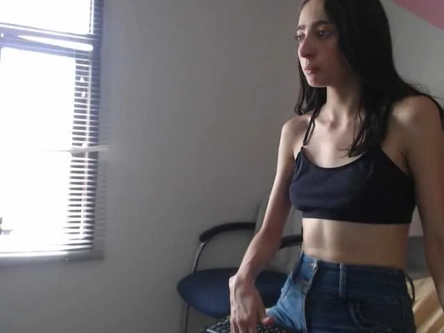 Live sex webcam photo for yonny-dany22 #269445102