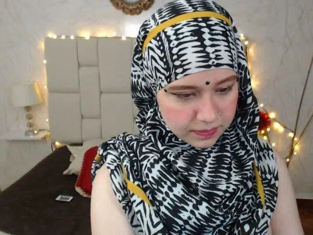 Live sex webcam photo for haddy18 #269440561