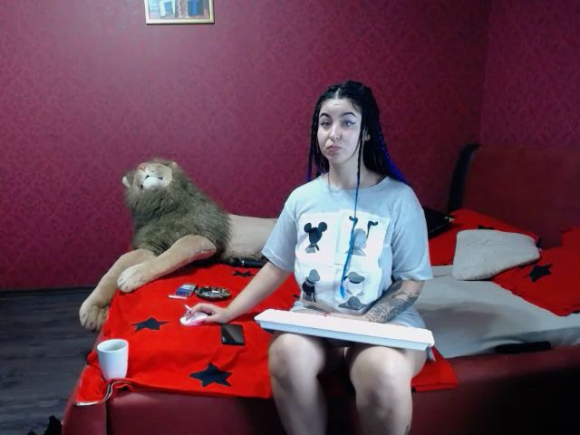 Live sex webcam photo for Jessystar2 #269442097