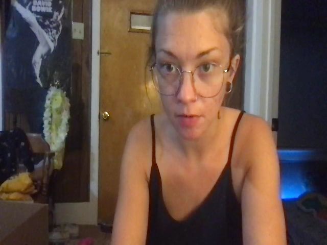 Live sex webcam photo for superfast992 #269435142