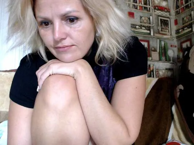 Live sex webcam photo for AngelAlone #269436502
