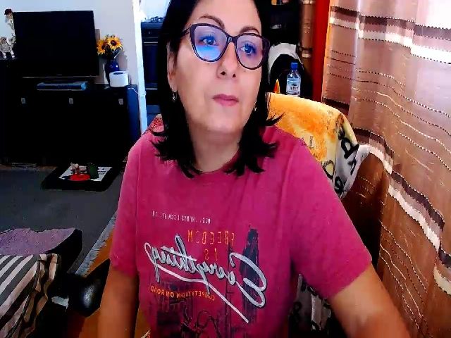 Live sex webcam photo for Ella_Sunshine #287890728