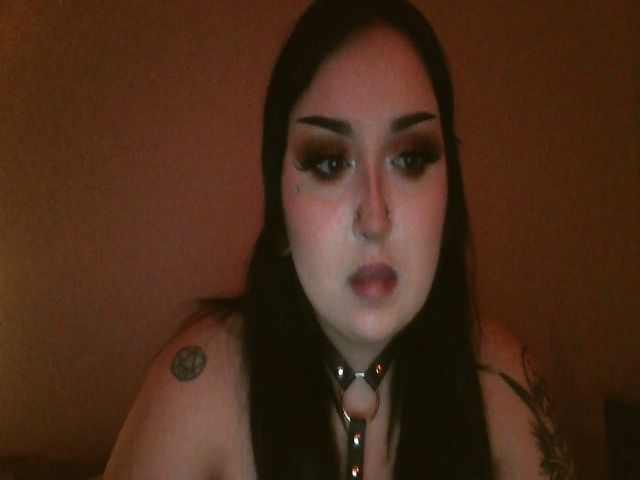 Live sex webcam photo for Devilxdoll #269448488