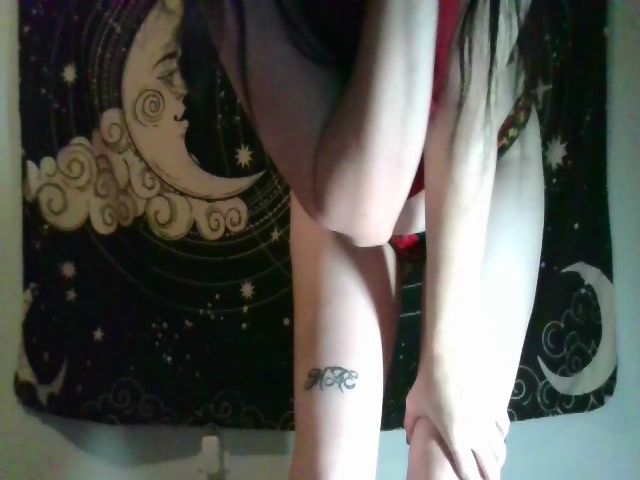 Live sex webcam photo for HarleyStar82 #269436221
