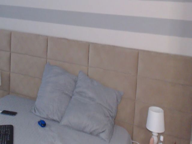 Live sex webcam photo for petitelill #269441354