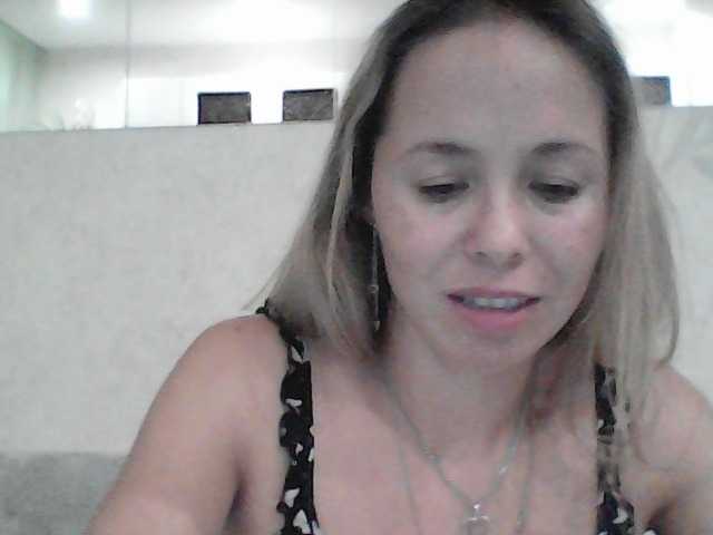 Live sex webcam photo for Tausha #269445071