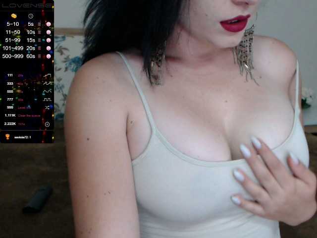 Live sex webcam photo for Ely1994 #269464887