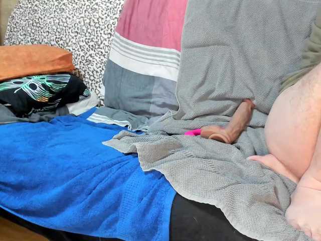 Live sex webcam photo for PaarHotHot #269450279