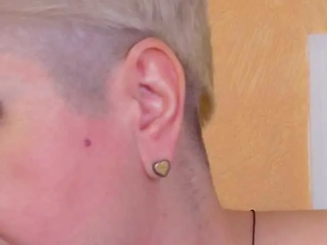 Live sex webcam photo for PoshLadyx #269454897