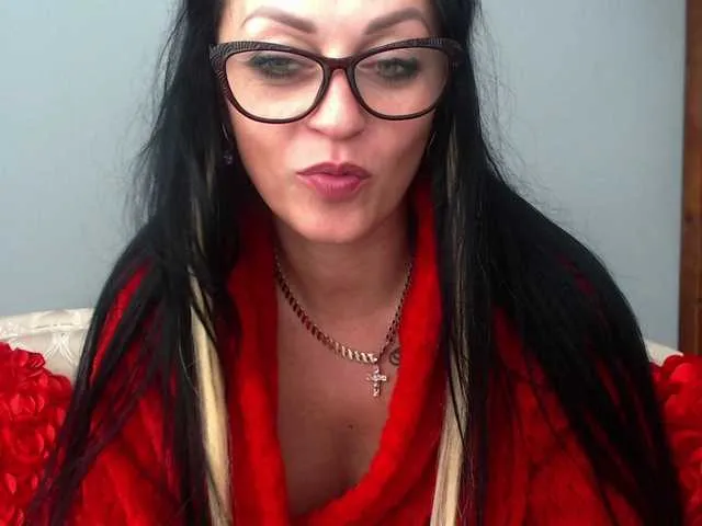 Live sex webcam photo for lisi4e4ka33 #269465037