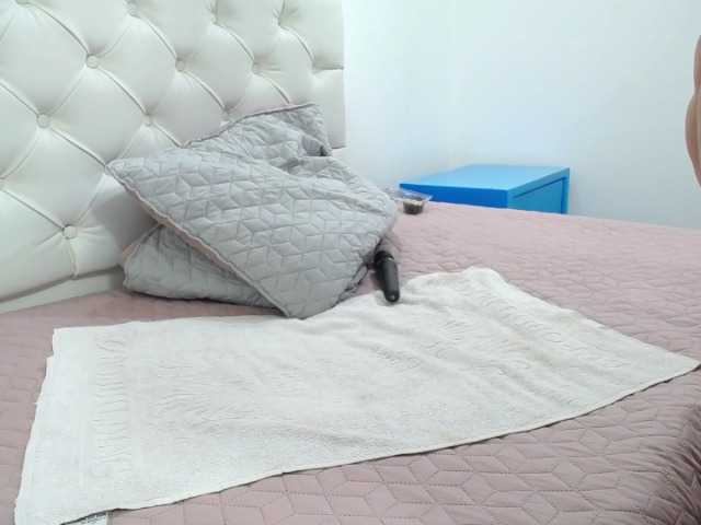 Live sex webcam photo for isabella-smit #269455413