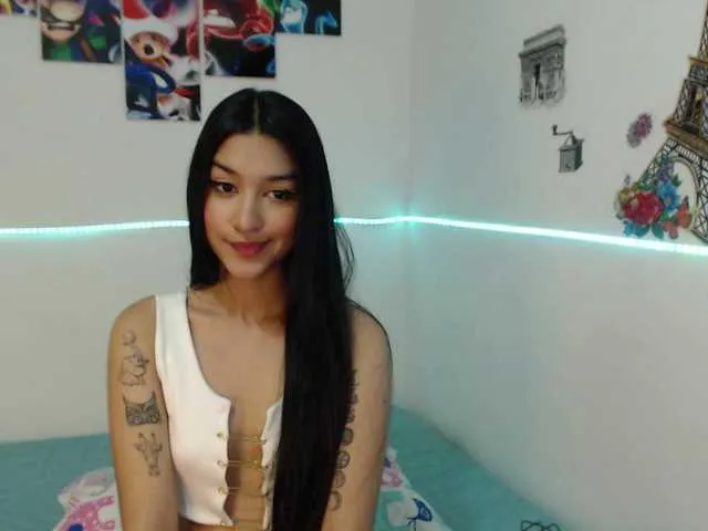 Live sex webcam photo for merlina-10 #269451475