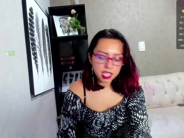 Live sex webcam photo for Ela-Jones #269460361