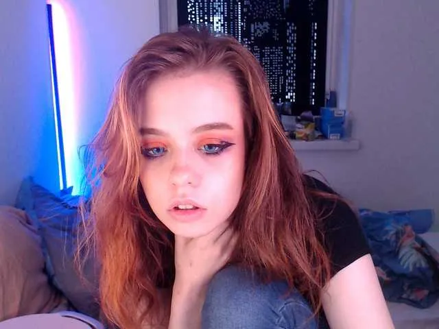 Live sex webcam photo for miashopper #269464767