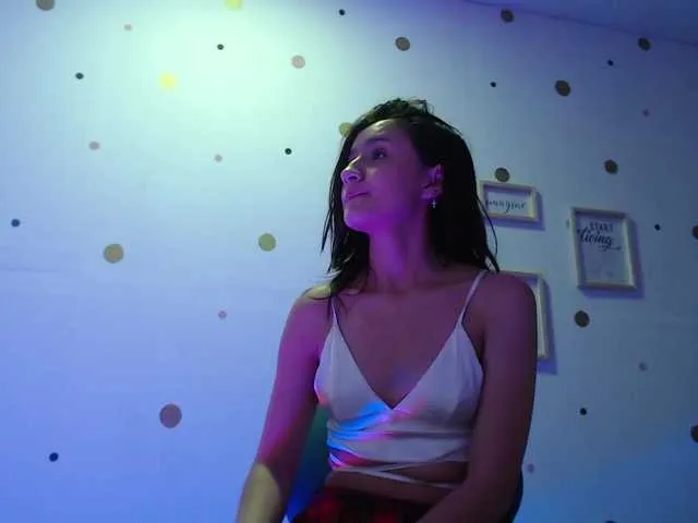 Live sex webcam photo for Perla-Teen #269450732