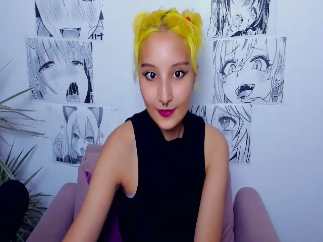 Live sex webcam photo for KarenIo #269462267