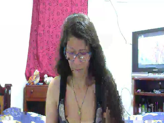 Live sex webcam photo for Latin__mature #269453156