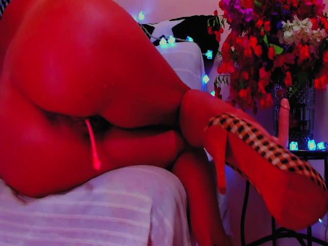 Live sex webcam photo for Angelinque #269463565