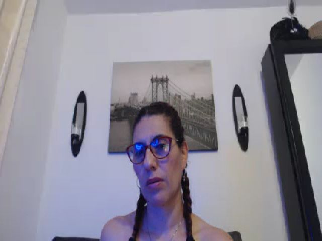Live sex webcam photo for Sandrylove #269451519