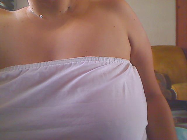 Live sex webcam photo for GIOVANA_SEX #269462203