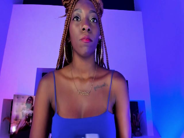 Live sex webcam photo for Channelsmalls #269469002