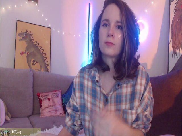 Live sex webcam photo for LizzyPeach #269466972