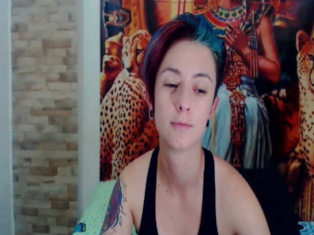 Live sex webcam photo for poison_blue #269465295
