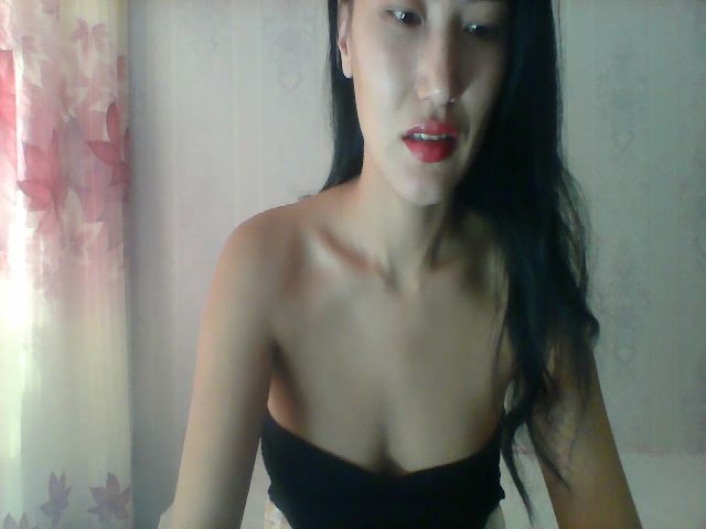Live sex webcam photo for SweetRo0mance #269453735