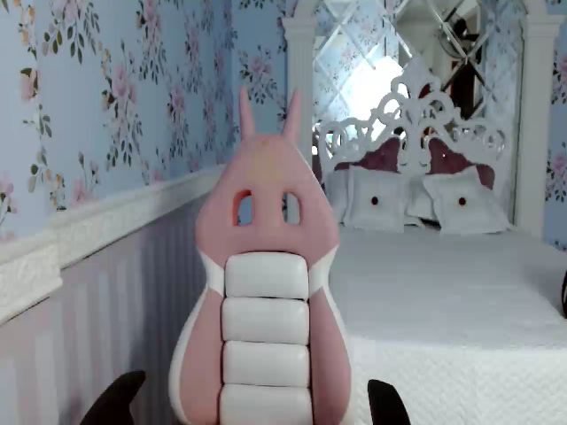 Live sex webcam photo for Aniie_pink #269458353