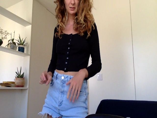 Live sex webcam photo for lanatomatoes #269462867