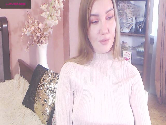 Live sex webcam photo for Kelly7B #269458082