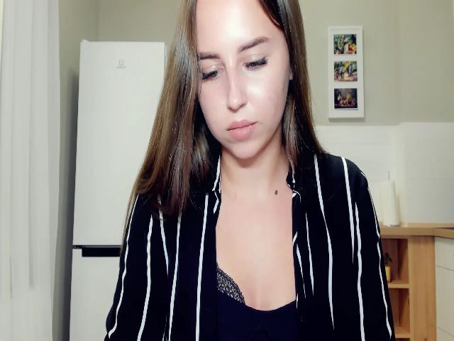 Live sex webcam photo for Sweet_Lera18 #269467469