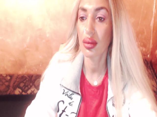 Live sex webcam photo for Goodspleasure #269458425